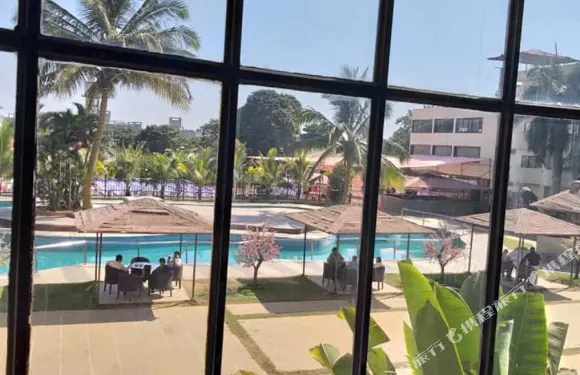 默茲木星業務和豪華酒店