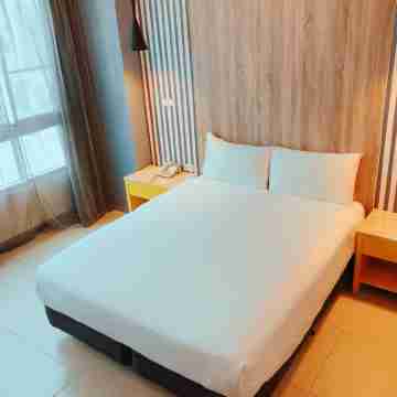 Princess & Elephant Hotel Rooms