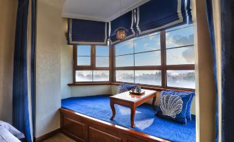 Riyueming Select Hotel (Dalian Xinghai Park)