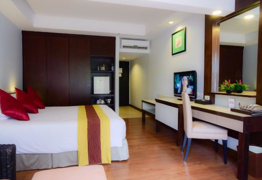 At Patong Hotel Hotel Overview