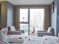 未来酒店(重庆观音桥店) - 优质大床房