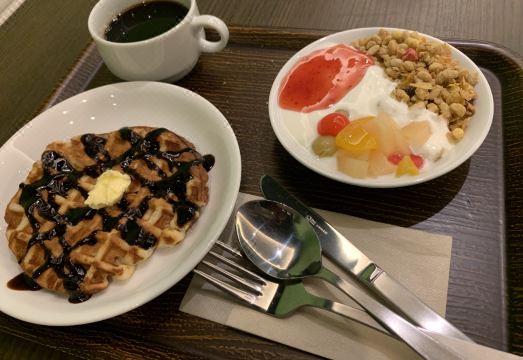 헨 나 호텔 조식 뷔페