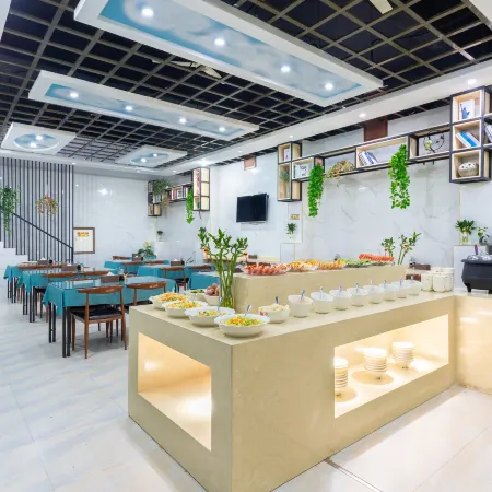 Yuejia Hotel (Yiwu International Trade Mall)