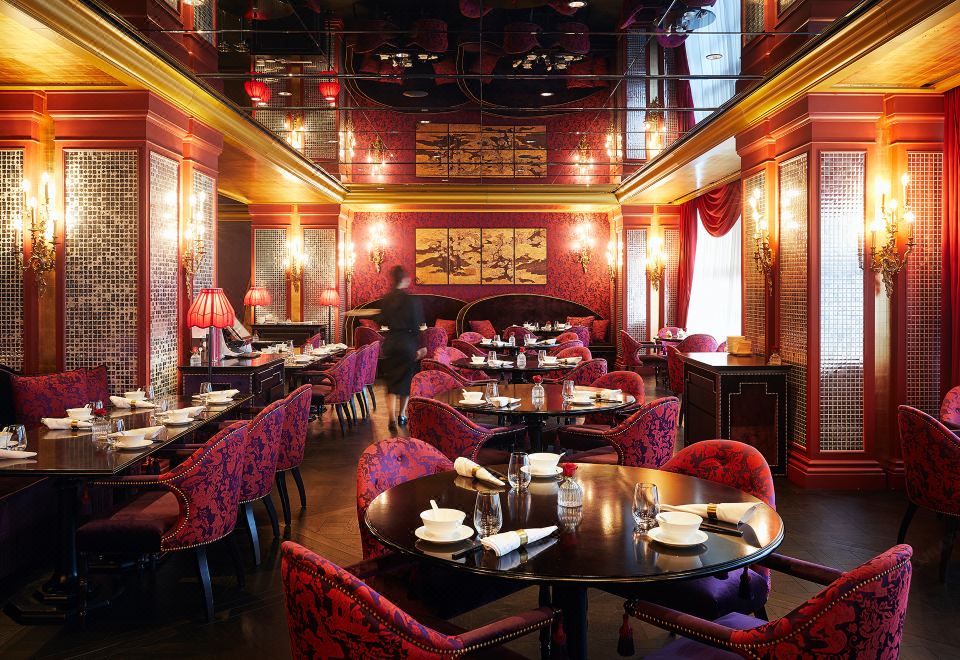 3. 레스케이프 호텔..