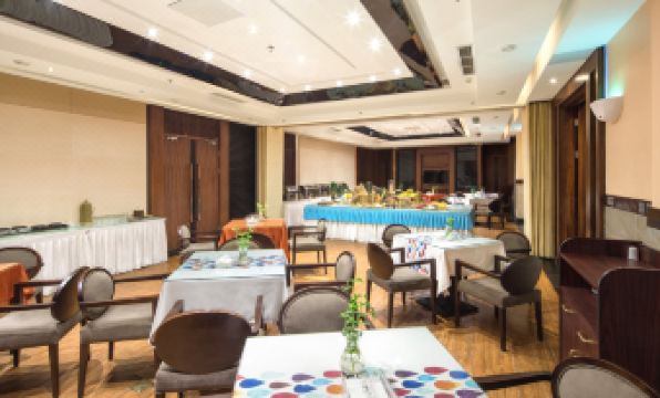 Starway Hotel (Dujiangyan Scenic Area Nanqiao)