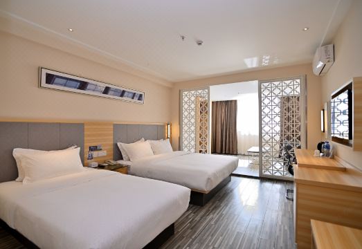 4. 시티 컴포트 인..