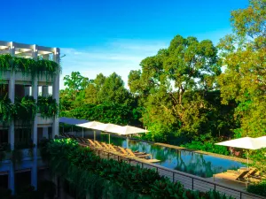 Treeline Urban Resort