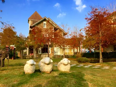 England Castle B&B Hotels in Yilan