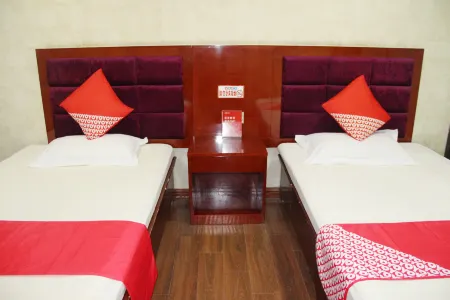 Daming Yunda Hotel Отели рядом с достопримечательностью «Школа педагогического факультета высшего специального образования (Кантонская кампания)»