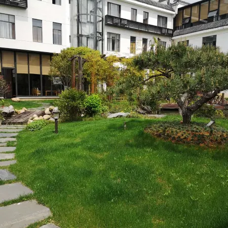 Mingfangyuan Art Hotel (Jingdezhen Airport Branch)