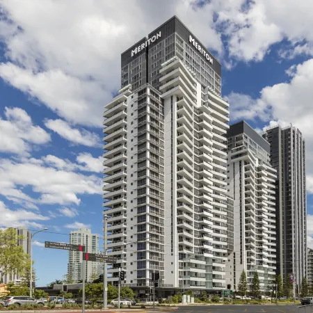 Meriton Suites Broadbeach Hotels in Gold Coast