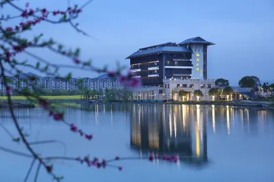 Xianghu Xiaoyin Hotel Hotels near Yi Bridge Business and Trade Center
