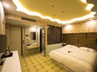 精途酒店(上海南桥环城东路店) - 标准大床房