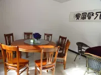 Grottoes Homestay