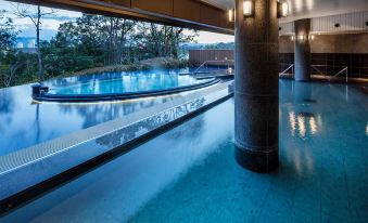 Cool Condo with a Pool at Shirahama!