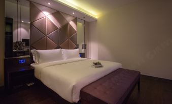 Orange Hotel (Suqian Baolong Plaza)