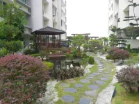 Jynest Midori Green @ Austin Heights Homestay - Balkoner