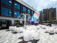 Jinju Hotel (Chengdu Financial City Yintai Center in99) Hotels near Luhu Water City - Luhu Island