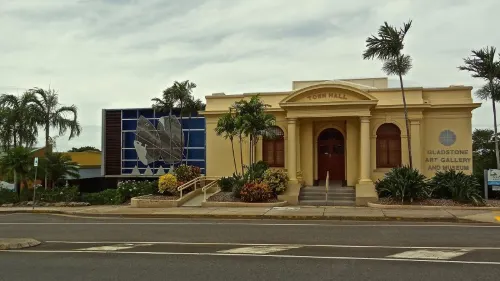 Central Studio Accommodation Hotels in Gladstone