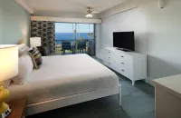 La Jolla Cove Suites - balcony