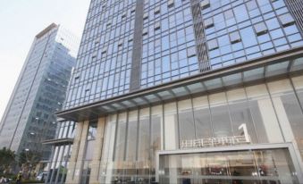 Lianyu Designer Hotel Apartment (Shenglonghui Jindian, International Expo Center)