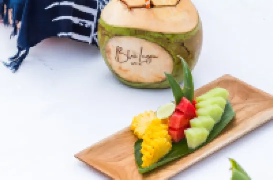 โอรา รีสอร์ต อาเวีย บลู ลากูน