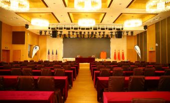 Dragon Palace Hotel (Wanlong Ski Resort)