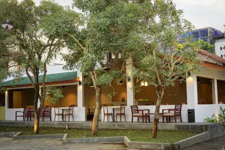 The Capsule Malioboro Отели в г. Gedong Tengen