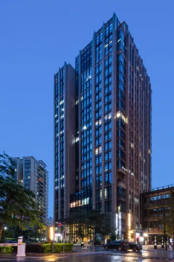 Elaine Savile Apartment (Guangzhou Zhujiang New Town Tancun Subway Station)