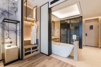 雲和夜泊飯店（上海武寧路環球港店）