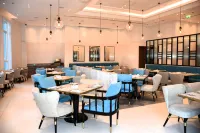 Tamani Marina Hotel & Apartments