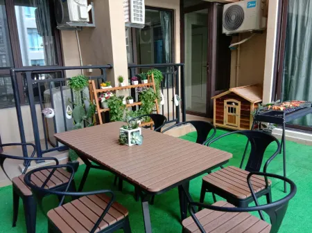 Choung Wei Hotel Отели рядом с достопримечательностью «Статуя короля отца Нородома Сиханука»