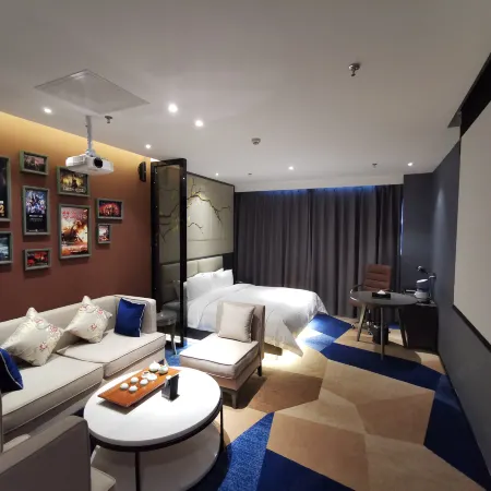 Huoerguosi Yingbin Guest House Отели в г. Хоргос