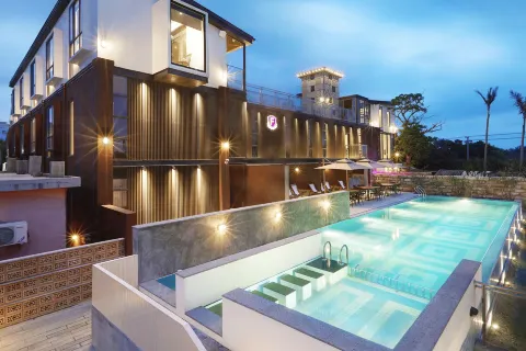 THAI YUE BAY BOUTIQUE HOTEL