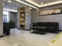 Jalaid Qijidi Business Hotel (Yindel Bus Station)