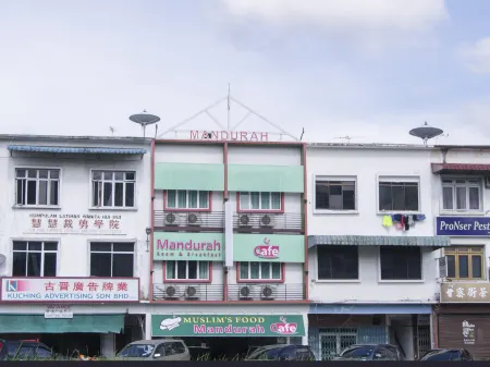 OYO 836 Mandurah Room & Cafe