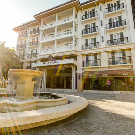 Feliz Hotel Boracay