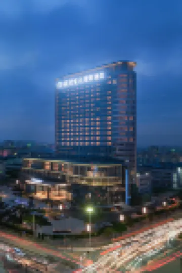 Grand Skylight International Hotel Haoyue (Shenzhen World & WaterLands Resort East Metro Station) Hotel di Shenzhen