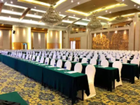 Golden Diamond Hotel