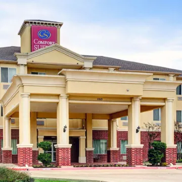 Comfort Suites Texas Ave Hotels near Gabbard Park