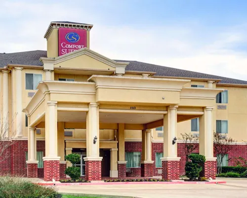 Comfort Suites Texas Ave Hotels near Bee Creek Park