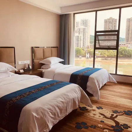 Shi Bing 㵲 Nice Hotel