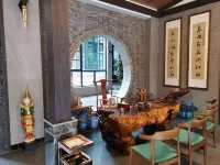 Qianxi Light Luxury Holiday Hotel Hotels in Nanjian