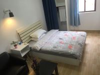 深圳栖居国际公寓 - 温馨大床房