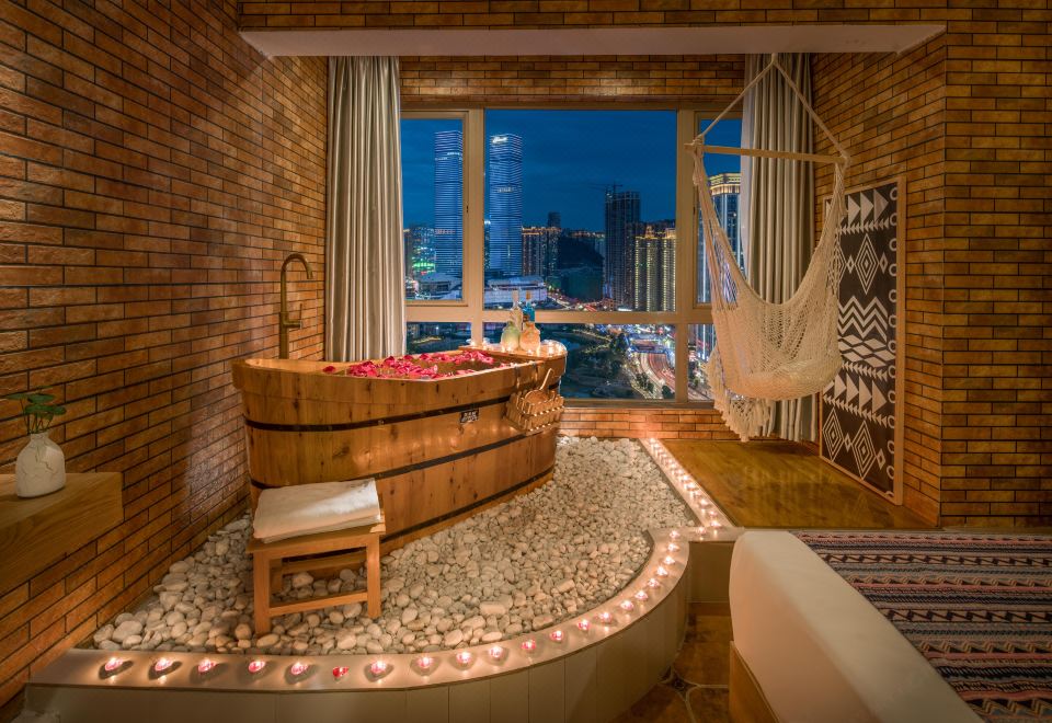 화과원 주변 전경