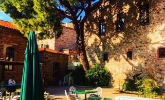 Les Pergamon - Housity