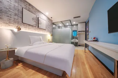 Qiqiaowu Fashion Hotel (Beijing Songjiazhuang subway station store)