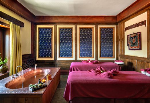 Songtsam Shangri-la LinkaHotel Overview