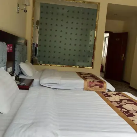 Xianghe Business Hotel