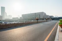 Yuexianglai Hotel (Dalian Railway Station Zhongshan Square)